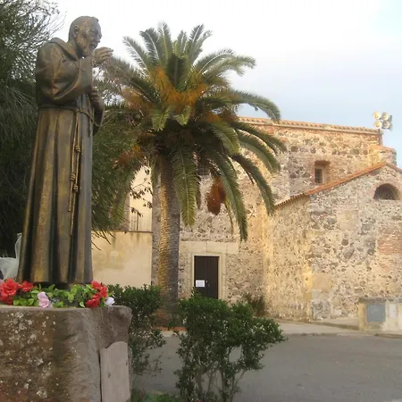 Sardinia Eco Vegan House * Zeddiani