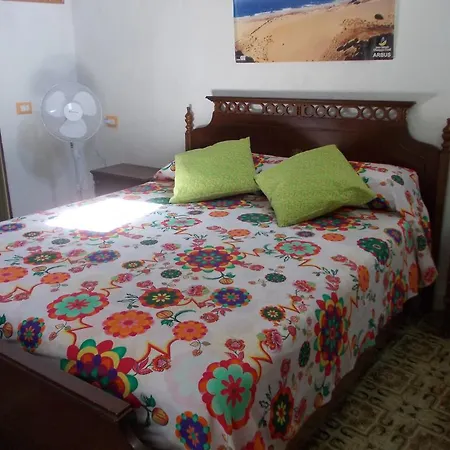 Bed & Breakfast Sardinia Eco Vegan House *