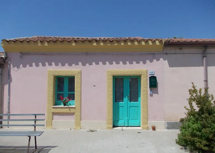 Panzió Sardinia Eco Vegan House Zeddiani