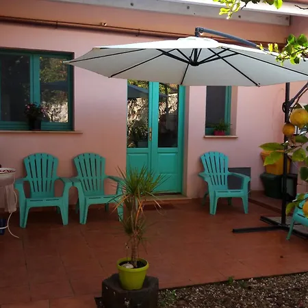 Sardinia Eco Vegan House *