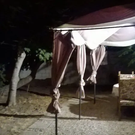 Sardinia Eco Vegan House فندق مبيت وإفطار Zeddiani