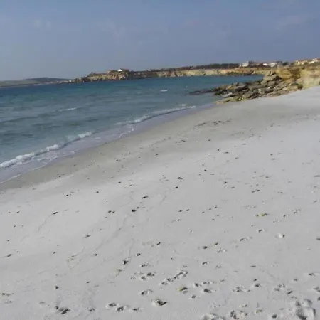 فندق مبيت وإفطار Sardinia Eco Vegan House